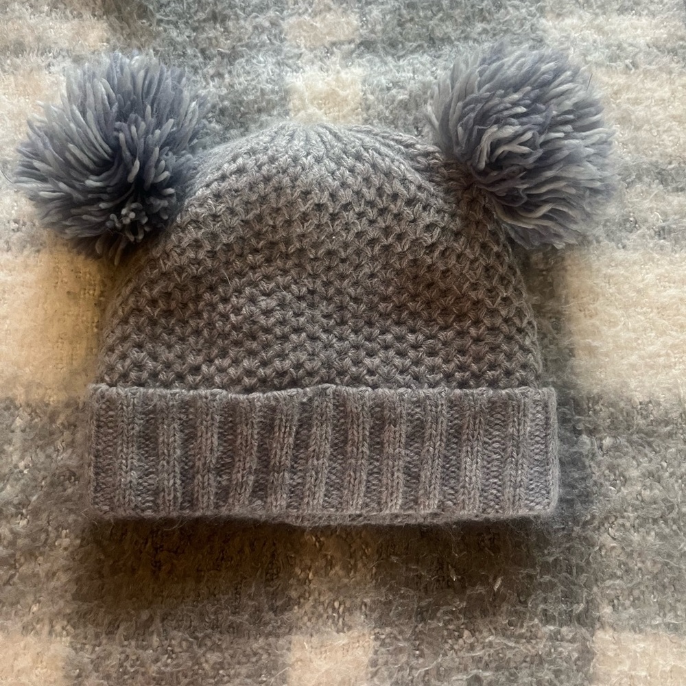 Old Navy toddler winter puff beanie